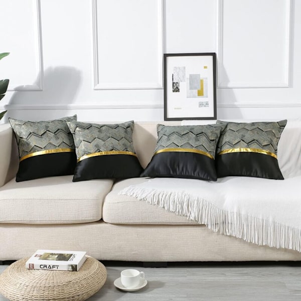 Sæt med 2 Dekorative Pudebetræk i Sort og Guld Læder 45 x 45 cm Stribet Jacquard Patchwork Design -