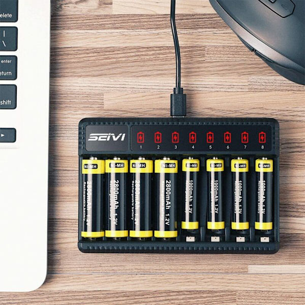 8-Bays AA AAA Batterilader (Hurtig USB-opladning) til Ni-MH-genopladelige batterier