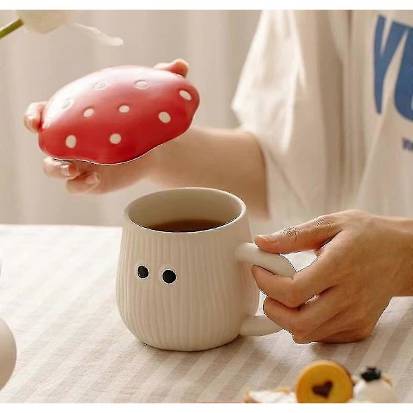 Sööt Seenen Muki Kannella, Käsinmaalattu Lasitusvarjo ja Silmät, Turvallinen Matt Keramiikka Maitomuki, 12oz Amanita Muscaria Teekuppi.