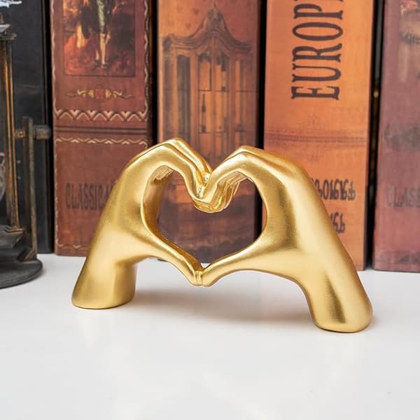 Mini hjärtformad handskulptur, modern konst heminredningsprydnad för sovrum, kontor, bröllopspresent
