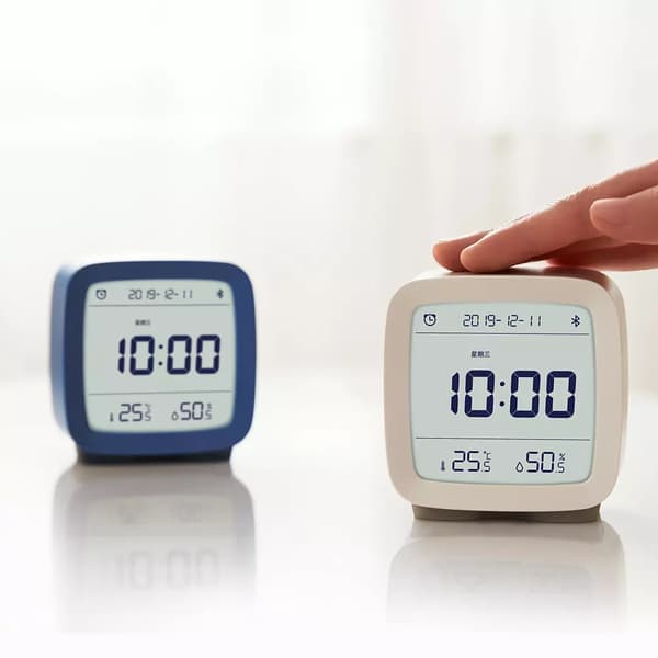 Bluetooth väckarklocka, smart digital app-styrd klocka med datum, tid, temperatur Blue