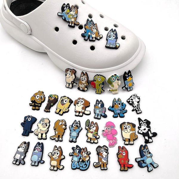 30 st Cartoon Bluey Dog Sko Charms Dekoration För DIY Croc Clog Sandaler Tillbehör