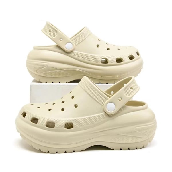 Crocs Classic Mega Crush Clog - Mustat Naisten Sandaalit - Erittäin Paksu Crush-Pohja Bone white M5W7/37