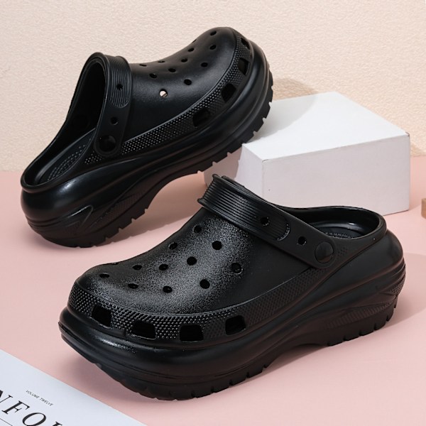 Crocs Classic Mega Crush Clog - Svarte Sandaler for Kvinner - Ekstra Tykk Crush-såle black M4W6/36