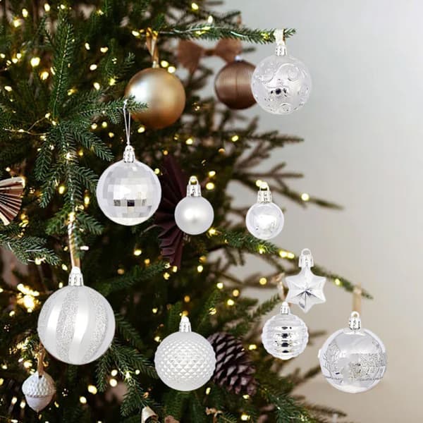 Brudsikre julekugleornamenter til træ- og borddekoration