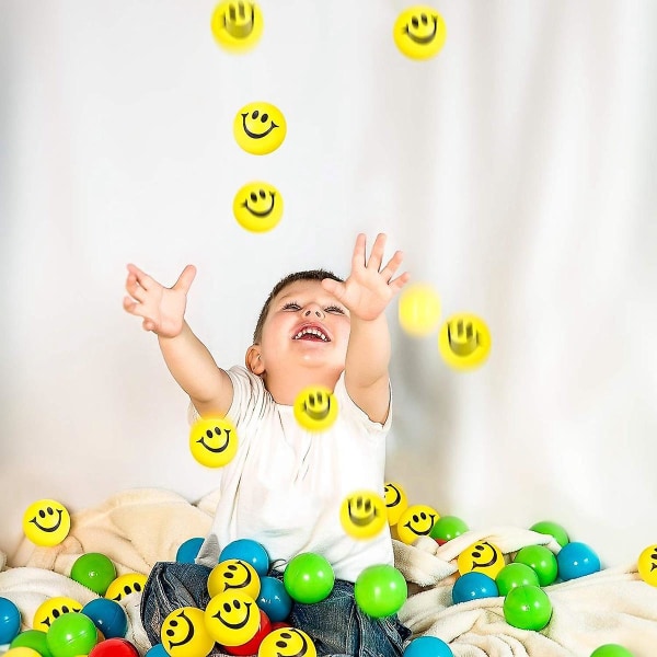 Paket med 24 2 tums stress leende bollar, stress bollar för barn och vuxna gult roligt ansikte barn stress