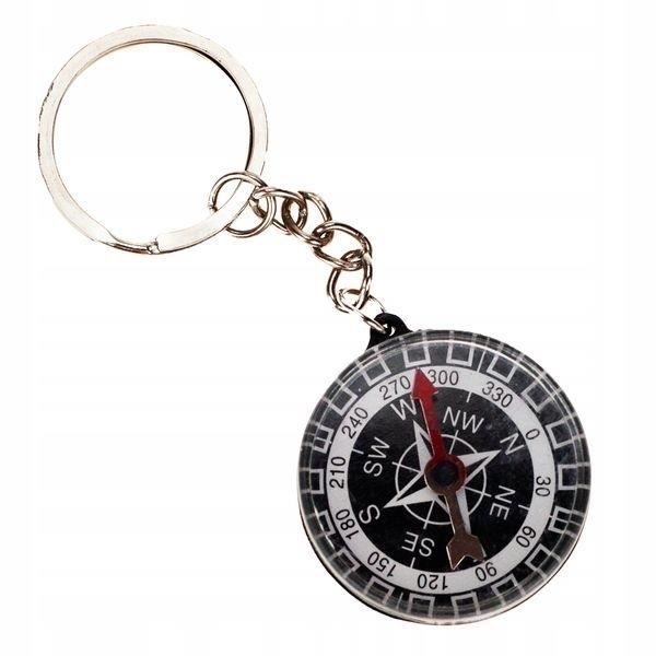 Nyckelring med minikompass * Diameter: 3,5 cm * Minikompass Funktioner: nyckelring, kompass Innehåll: 1 nyckelring