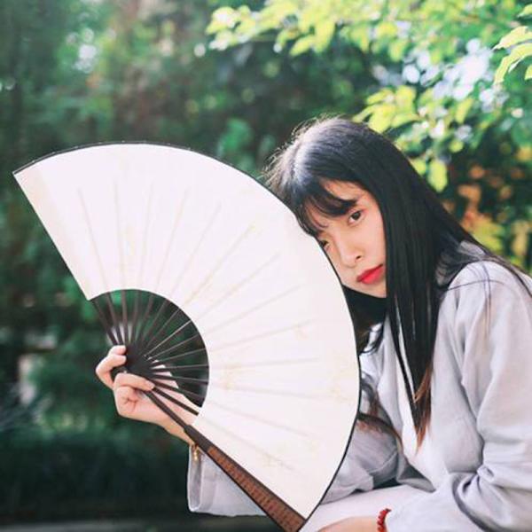 Stilful Håndholdt Fan Tomt Silke Klæde Foldbar Fan Fest Bryllup Red 8inch