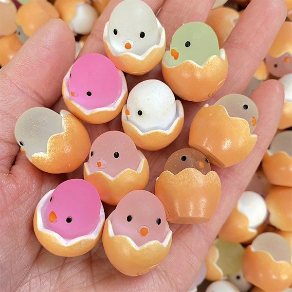 10 st Luminous Äggskal Kyckling Mini Figuriner Mikrolandskap Dekoration 10PCS