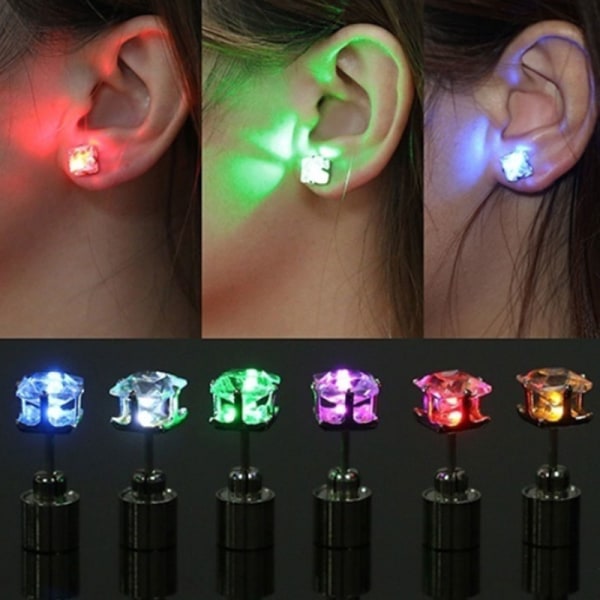 2Pc Party Charm LED Örhänge Light Up Crown Glödande Crystal Ear Purple One Size