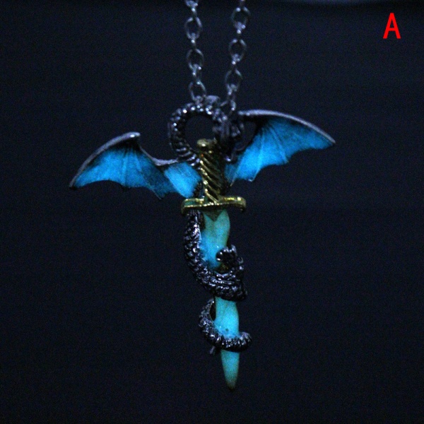 Rustfritt stål lysende Fly Dragon Sword Pendant Chain Necklac Noctilucous A:Luminous