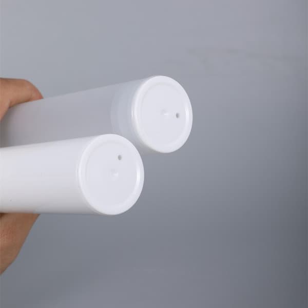 Bärbara vakuumkosmetikflaskor påfyllningsbara frostade ankfots-pump A-20ML
