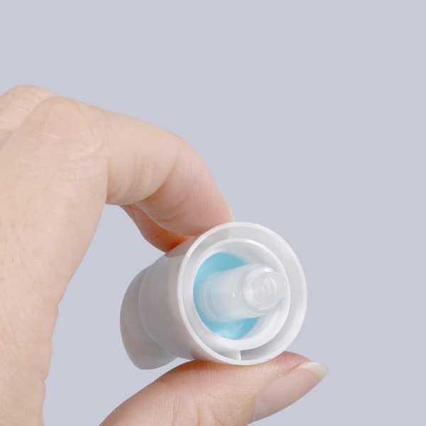 Bärbara vakuumkosmetikflaskor påfyllningsbara frostade ankfots-pump B-50ML