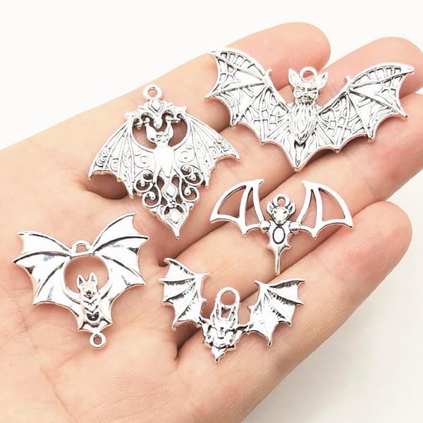 4st Gotisk Vampyrfladdermus Berlock Retro Fladdermus Halloween Hänge Design StyleD