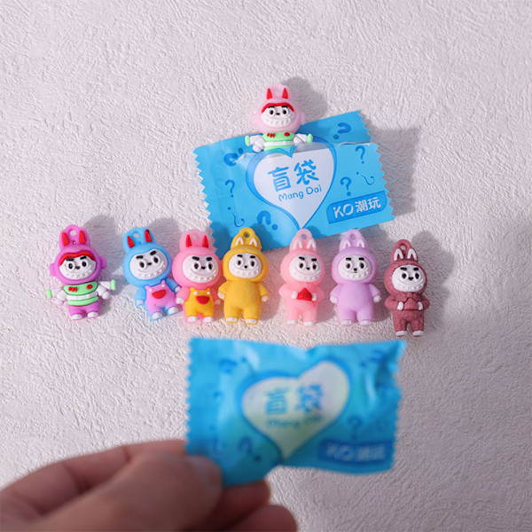10 st Miniatyr Labubu Blind Bag Leksak Mini Simulering Liten Present A1
