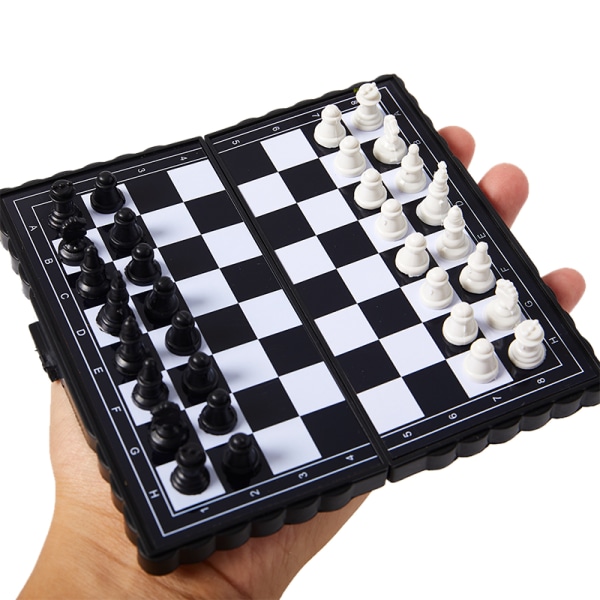 32stk Mini sjakksett Sammenleggbart sjakkbrett i plast Hjem Utendørs Po A one size