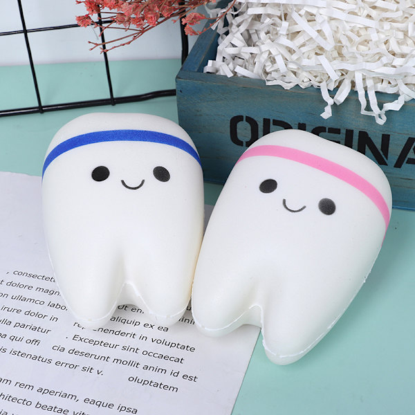 2 st Rainbow Tooth Slow Rising Cartoon Soft Bread Toy Blue 2 pcs
