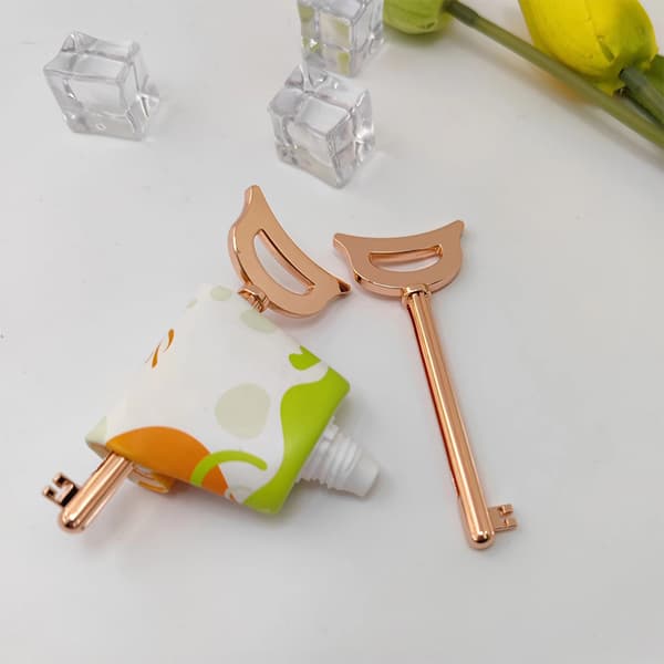 1 stk. tandpastaruller i rustfrit stål Love