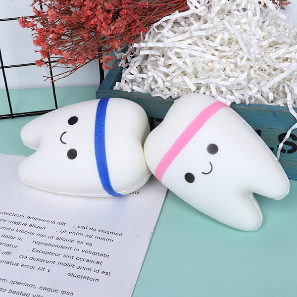 2 st Rainbow Tooth Slow Rising Cartoon Soft Bread Toy Blue 2 pcs
