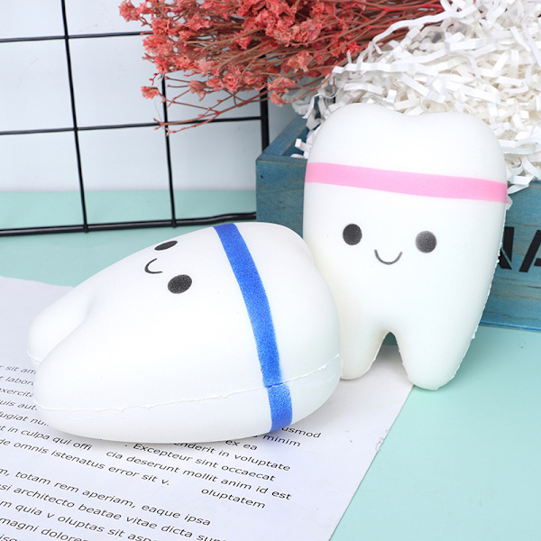 2 st Rainbow Tooth Slow Rising Cartoon Soft Bread Toy Blue 2 pcs