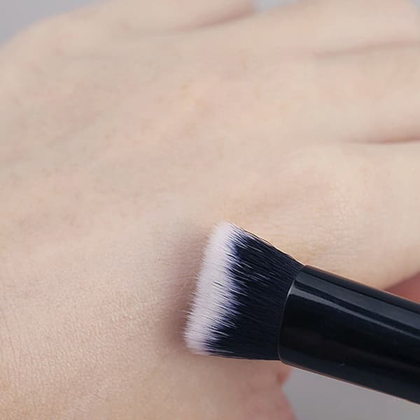 Multifunksjonell Concealer Sminkekost 2 Skrå Skjønnhetskost onesize