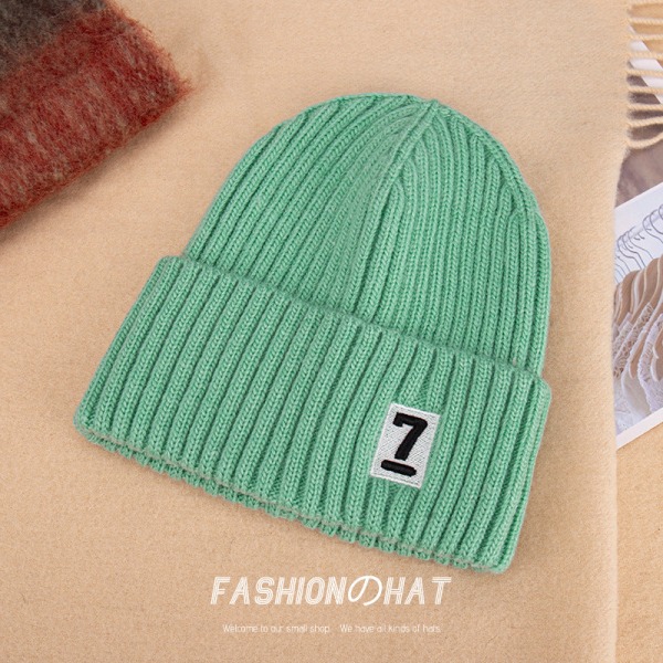 Lämpimät talvineulotut pipohatut syksyn ja talven korealaistyylinen kirjailtu hattu Unisex Fruit Green M
