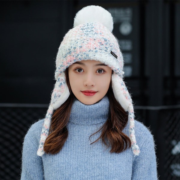 Lämpimät talven neulotut pipohatut 2022 syksyn ja talven laitteisto, sekavärinen hattu naisten fleecevuorattu unisex White M