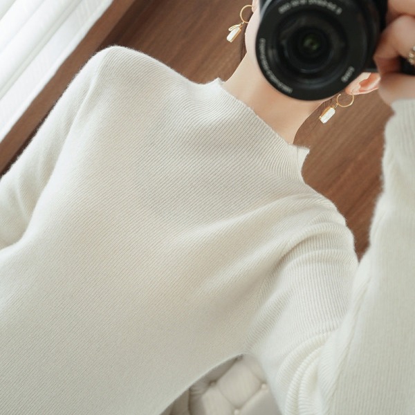 Strikkevarer for kvinner Høst Vinter Genser Koreansk stil Halvhøy krage indre matchbaseskjorte Ensfarget White XL