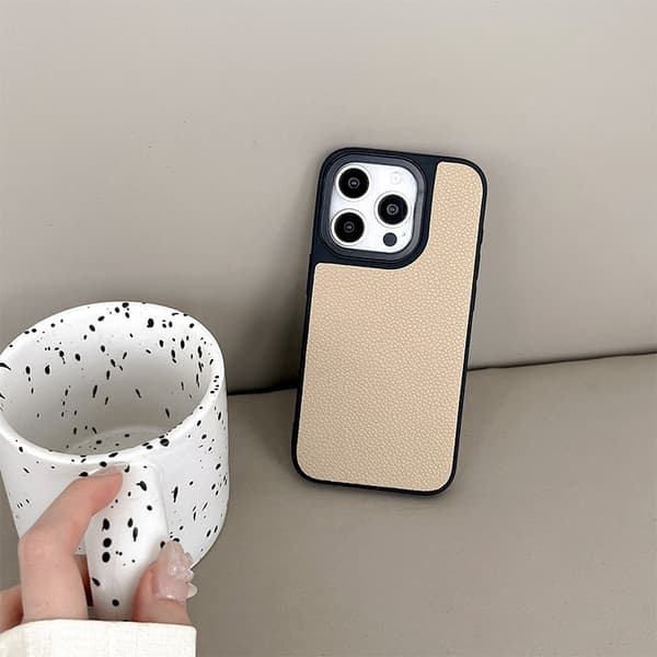 Etui til iPhone 16 Pro stor pore lædertekstur enkelt skal khaki solid silikone tynd simpel