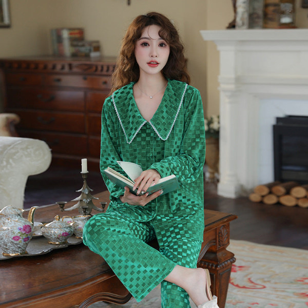 Pluss fløyels søt korall fløyel pyjamas dame vinter søt dukkekrage gull fløyel hjemmeservicedress green XL (130-150) kg