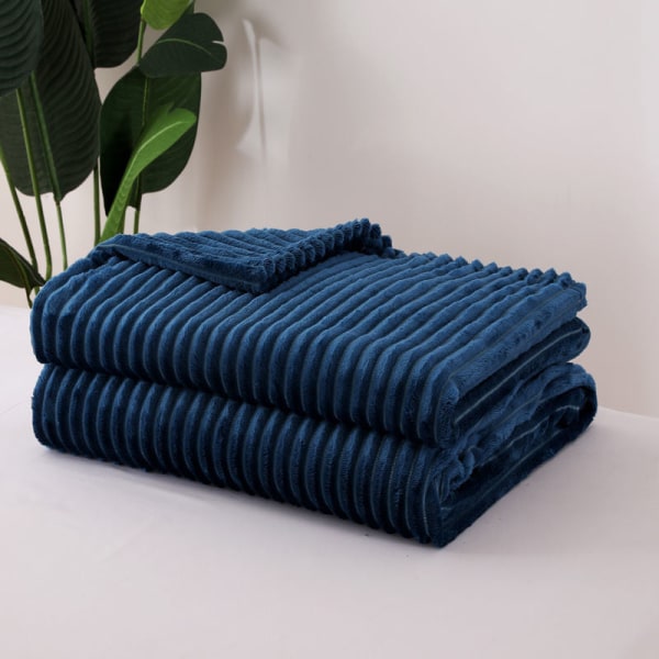 Four Seasons Blanket Thickened Flanell Winter Nap Single Sofa Blanket Sheets Dark Blue 200*230cm