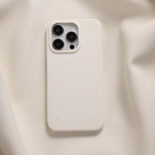 Etui for iPhone 15 Plus lychee mønster hvitt lær mønster enkelt solid hardt fallsikkert