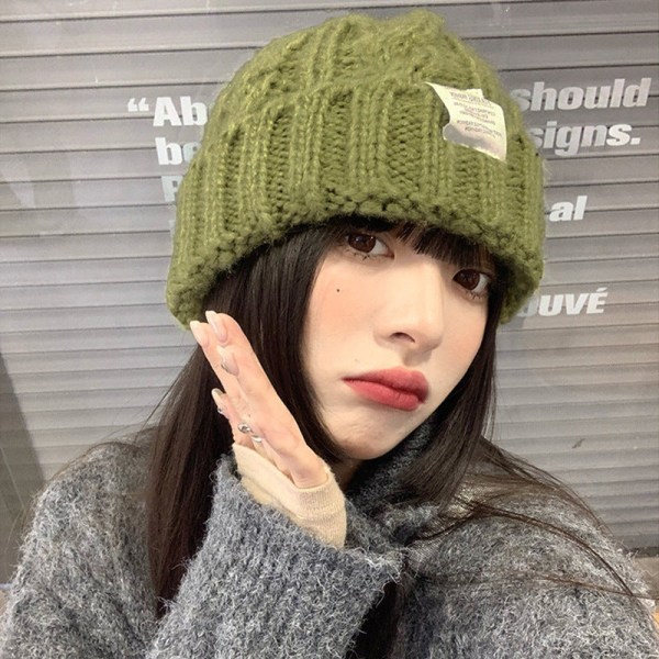 Varm vinter stickad mössa i ren färg japansk ull dam koreansk stil hörselskydd unisex Coarse knitted woolen cap-Green M（56-58cm）