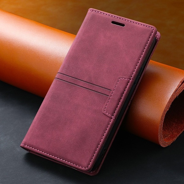 Fodral för iPhone 13 röd hudkänsla drömsk magnetisk flip läder kortplats mode