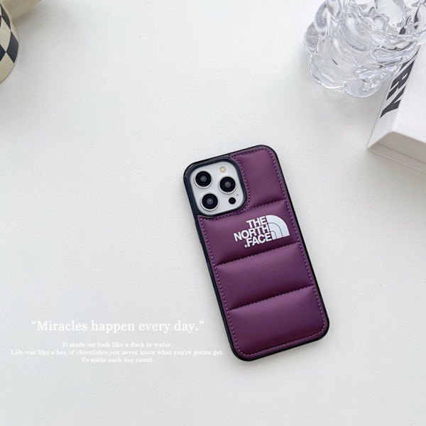 Etui til iPhone 14PROMAX Stor hull bomullsfylt dunjakke lilla bak trendy merke bomullsfyll
