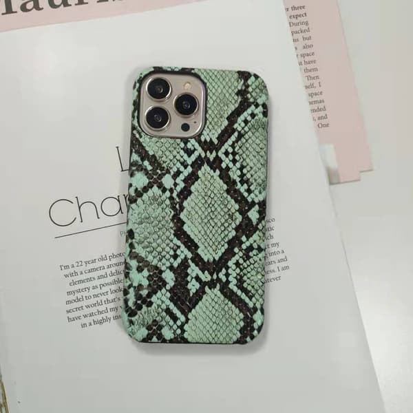 Fodral för iPhone 17 Air Cyan Python Textur Halvläder