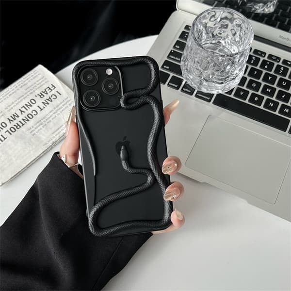Etui til iPhone 17 Pro Max Mat Hul Slange Sort