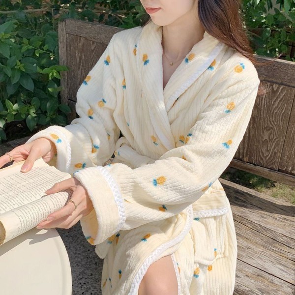Naisten pyjama paksu korallisametti makea ihana prinsessatyylinen viitta pitkä kylpytakki white S 80-100kg