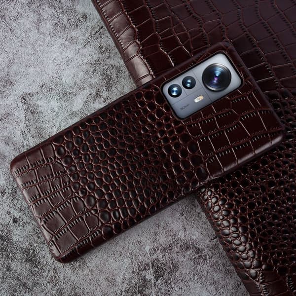 Etui til iPhone 13 Pro mørkebrunt lær