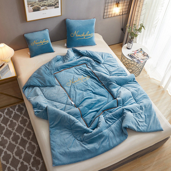 Vinterförtjockningskudde Quilt Dubbelanvändning Crystal Velvet Filt Kudde Soffa Buppkudde Gray Pillow 50 * 50cm quilt 145 * 190cm