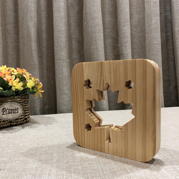 LED Wooden Carving Nattlys USB Power Maple Leaf Mønster T1863W