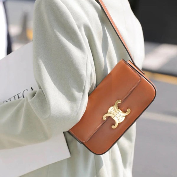 Kvinner Skinnveske under armene Liten firkantet veske Firkantet veske Crossbody Skulder Bærbar Caramel