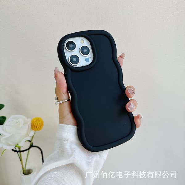 Etui til iPhone 17 Sort bølget kant blød