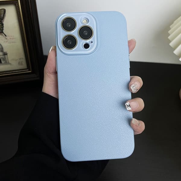 Etui til iPhone 15 Pro Far Peak Blue Lychee Tekstur Hudfølelse Krystallfin Pore Hard