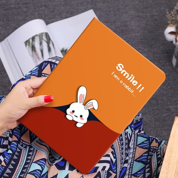 Stilfuldt etui til iPad 2017/2018 9.7\" Smile Rabbit 9th Band