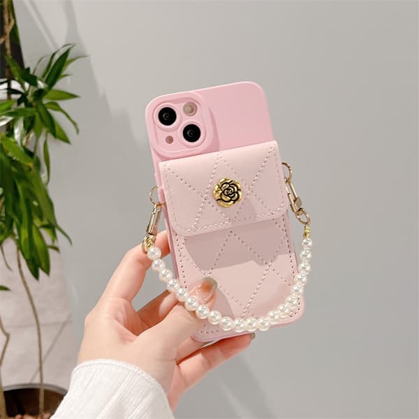 Etui til iPhone 16 Pro Rosa Kamelia Kortholder Perlearmbånd Temperament