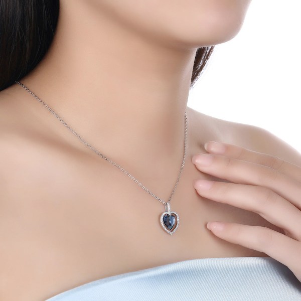 Tyylikäs naisten kaulakoru Itävallan kristalli S925 Sterling-hopea Diamond Love Heart