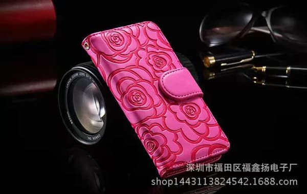 Fodral för iPhone 13 Pro Max rosaröd präglad kamelia läder