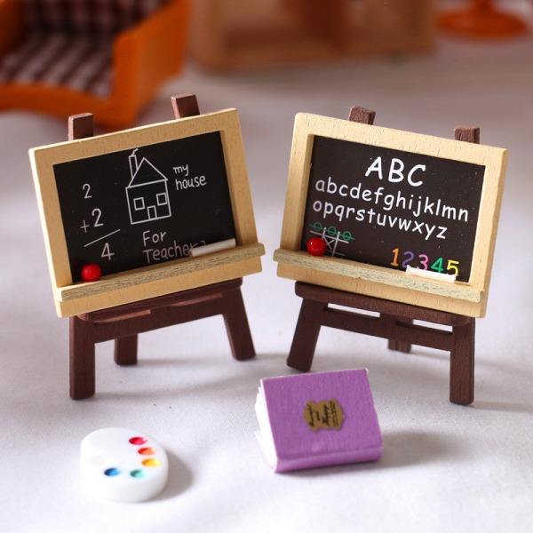 Miniatyrmøbler Leketøy Dukker Hus DIY dekorasjon Tilbehør Mini staffeli simuleringsgalleri Chalk blackboard