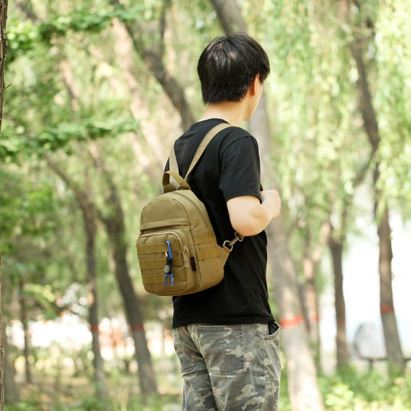 Sports Lille Rygsæk Ægte Camouflage Military Fan Bag Dual-Use Brysttaske Enkelt rygsæk til kvinder Gray-brown